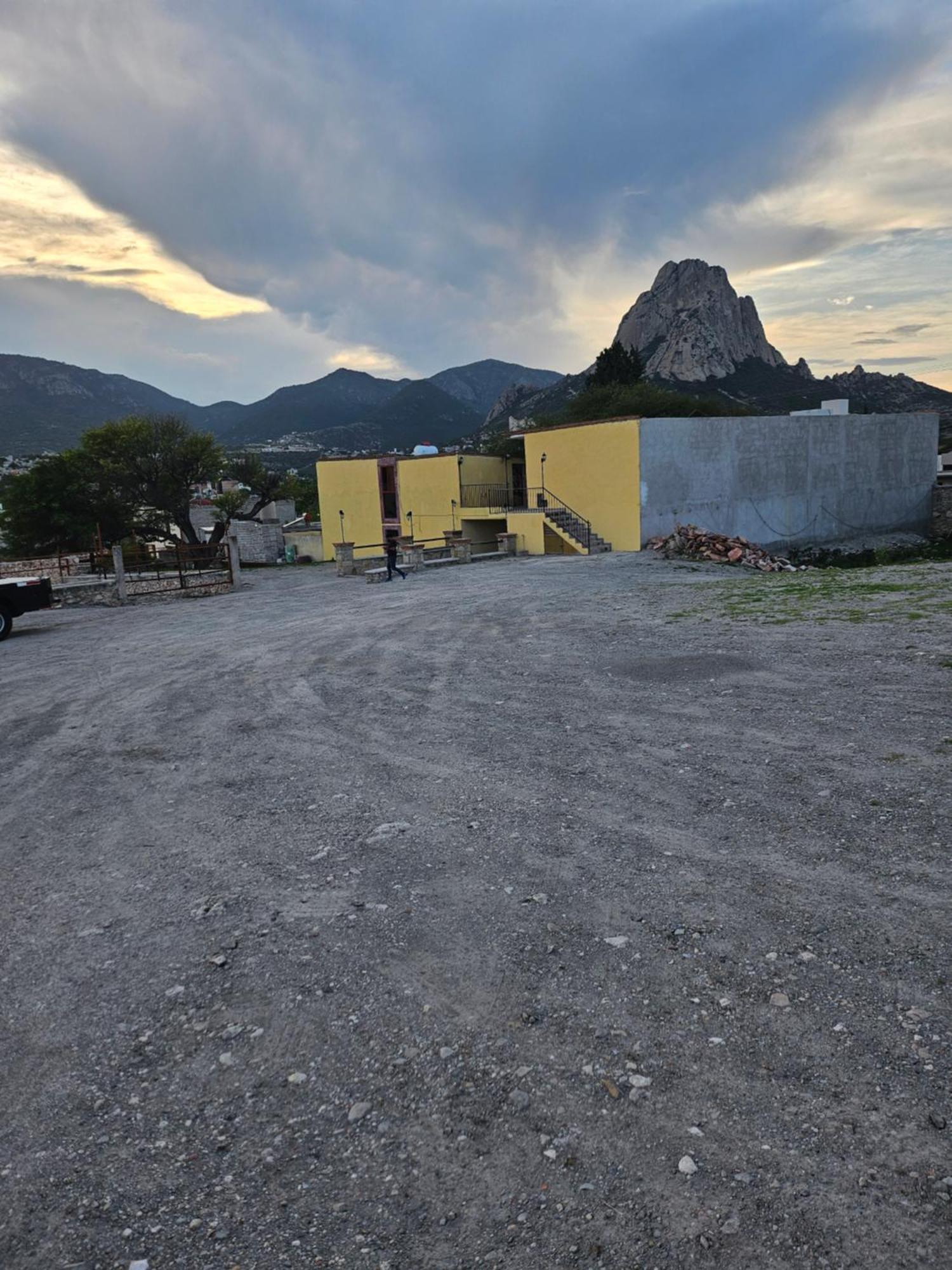Hotel Villa Aurora Bernal Buitenkant foto