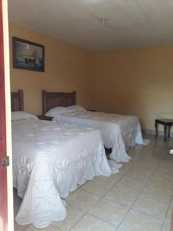 Hotel Villa Aurora Bernal Buitenkant foto